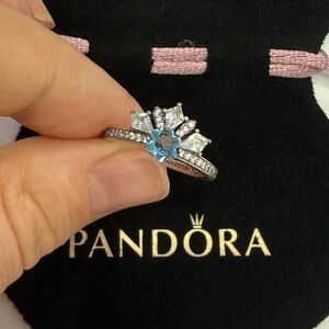 PANDORA 925 Sparkle Disney Frozen Queen Elsa Blue Tiara Ring 194134C01 SIZE 6